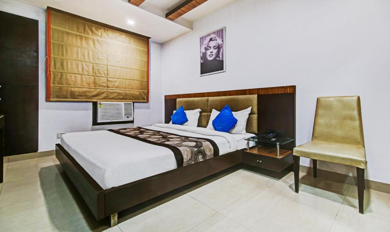 Hotel Fabexpress Le Grand Nové Dillí Exteriér fotografie