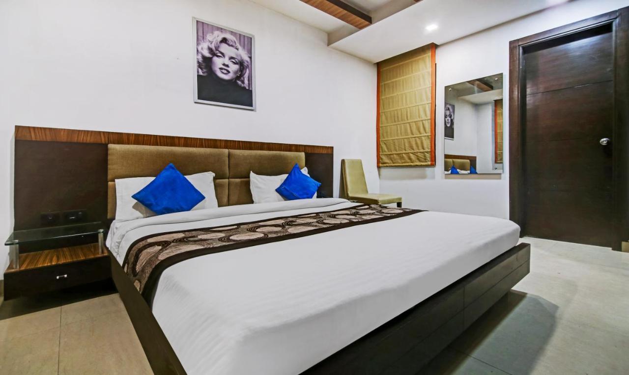 Hotel Fabexpress Le Grand Nové Dillí Exteriér fotografie