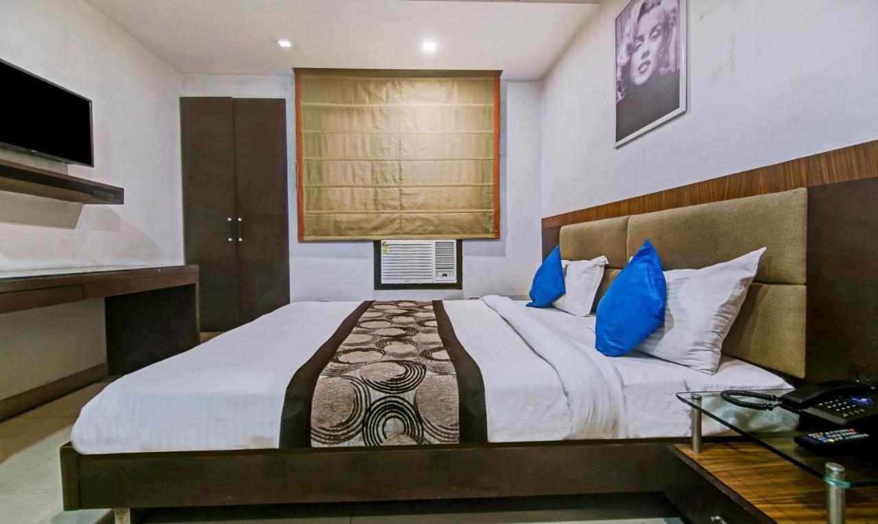 Hotel Fabexpress Le Grand Nové Dillí Exteriér fotografie